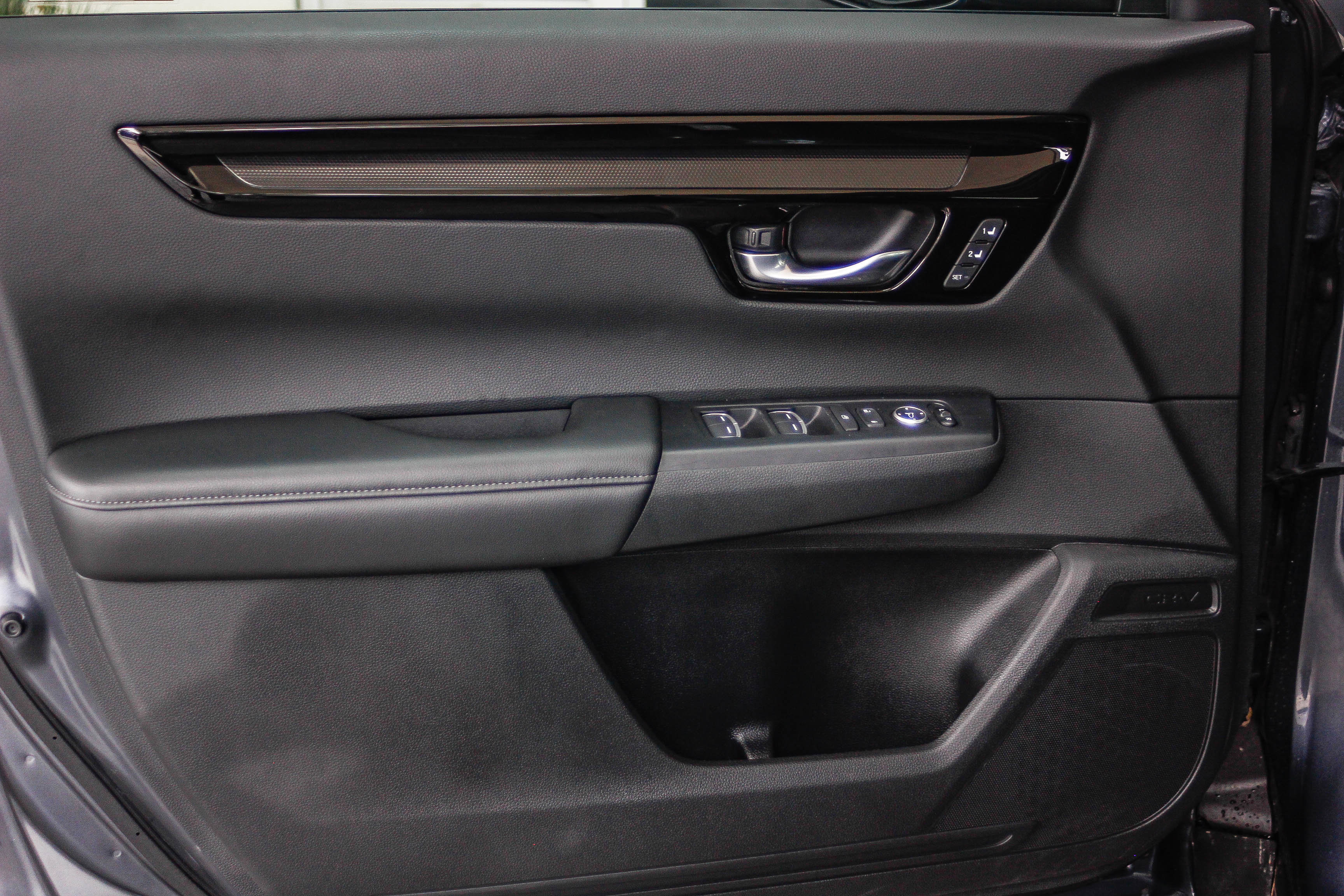 Used 2025 Honda CR-V EX-L image 24