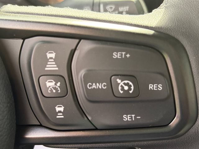 New 2025 Jeep Gladiator Sport AWD/4WD image 24