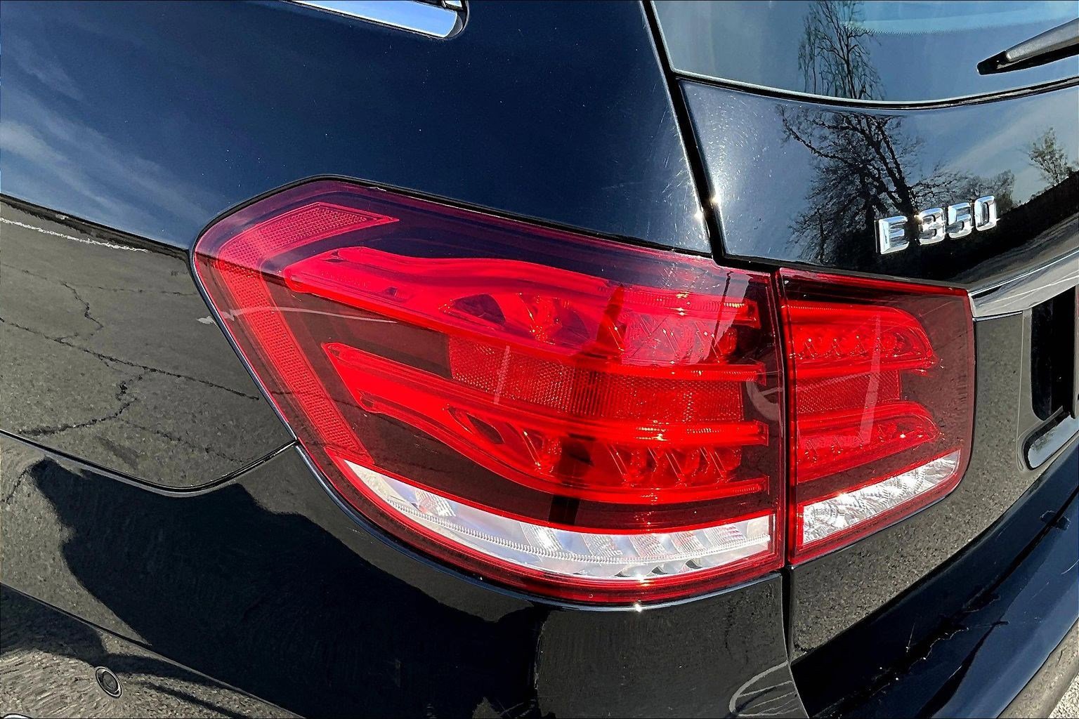 Used 2016 Mercedes-Benz E 350 4MATIC Wagon image 22