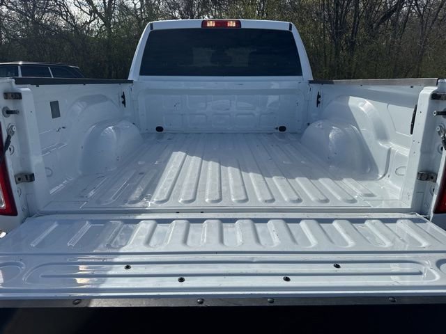 Used 2024 RAM 2500 Big Horn AWD/4WD image 9