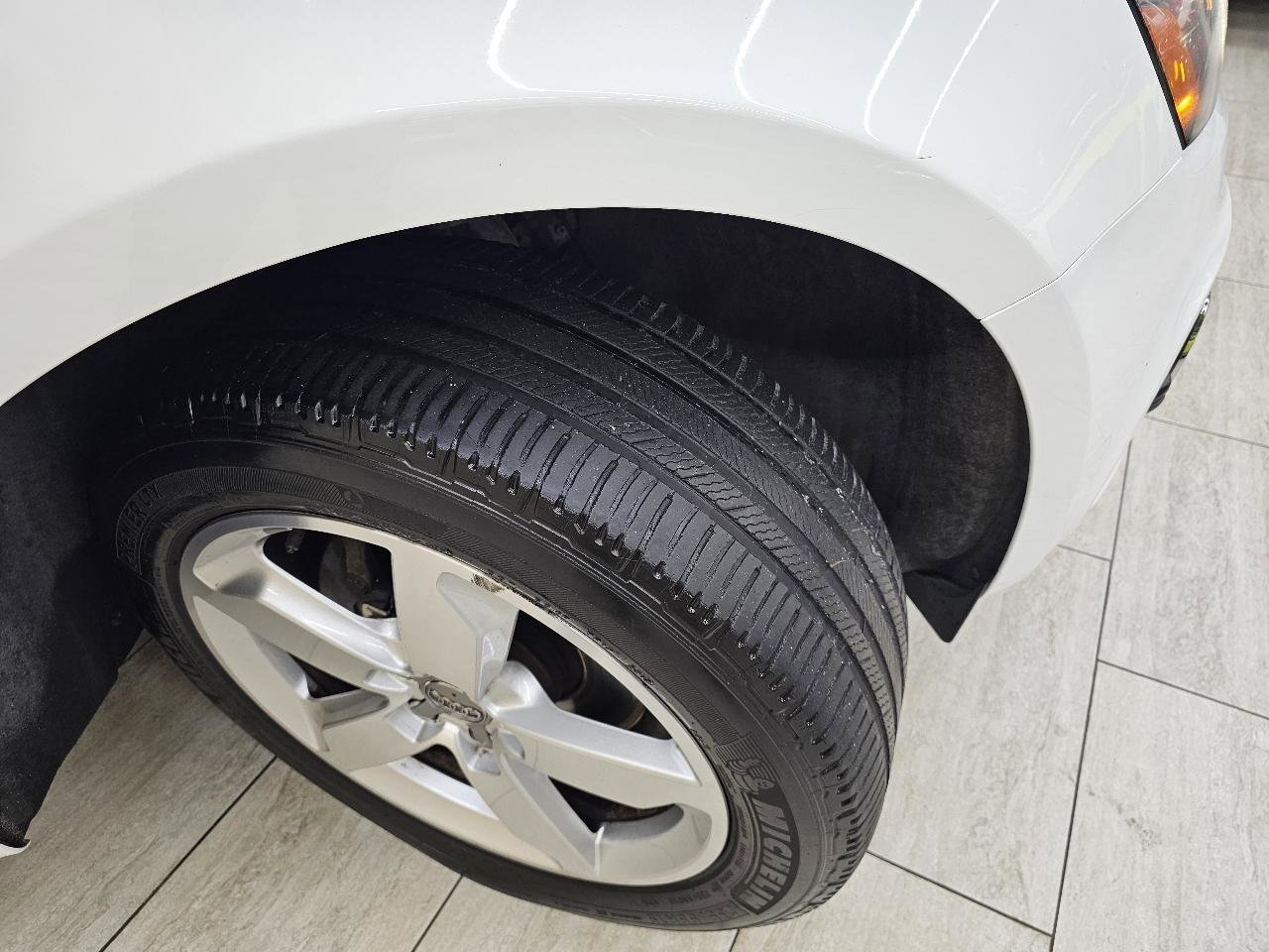 Used 2011 Audi Q5 3.2 Prestige image 37