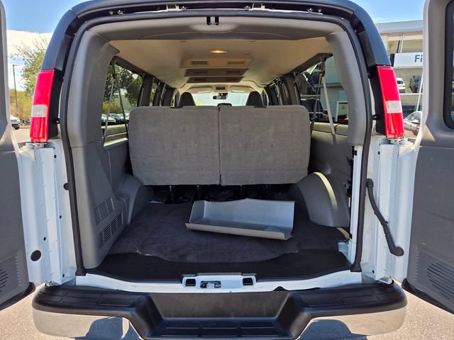 Used 2024 Chevrolet Express 3500 LT w/ LT Preferred Equipment Group RWD image 11