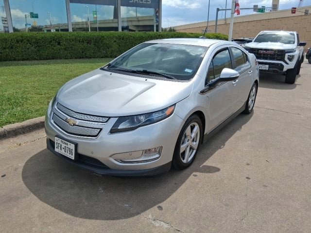Used 2015 Chevrolet Volt Premium w/ Premium Trim Package FWD image 2