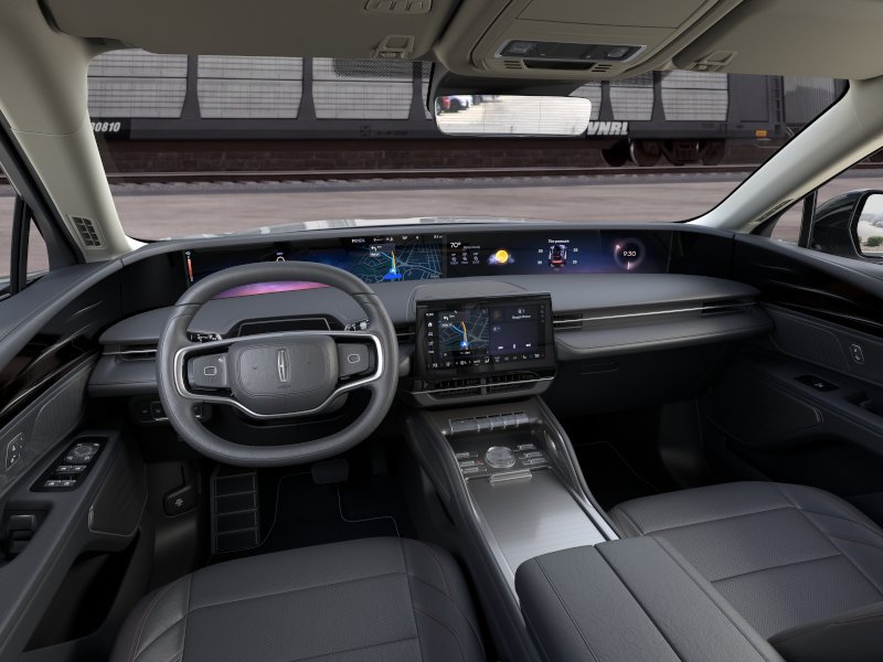 New 2026 Lincoln Nautilus Premier AWD/4WD image 9