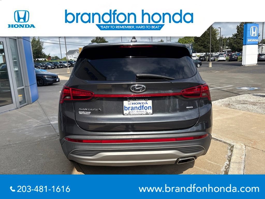 Used 2023 Hyundai Santa Fe SE AWD/4WD image 5