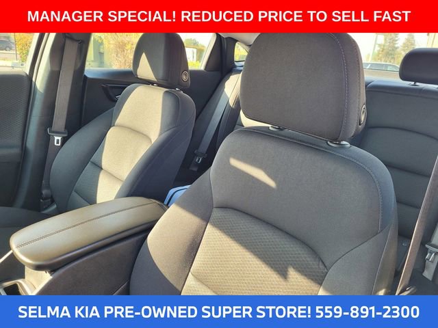 Used 2024 Chevrolet Malibu LT image 11