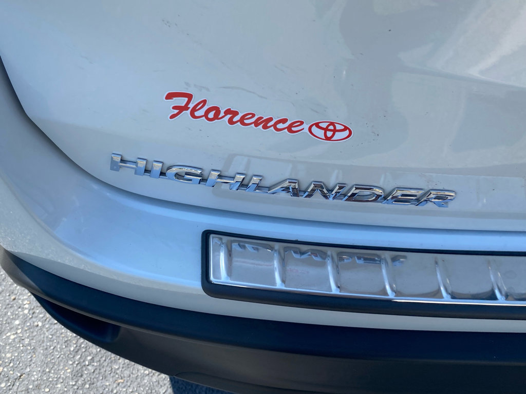 Used 2016 Toyota Highlander Plus image 11