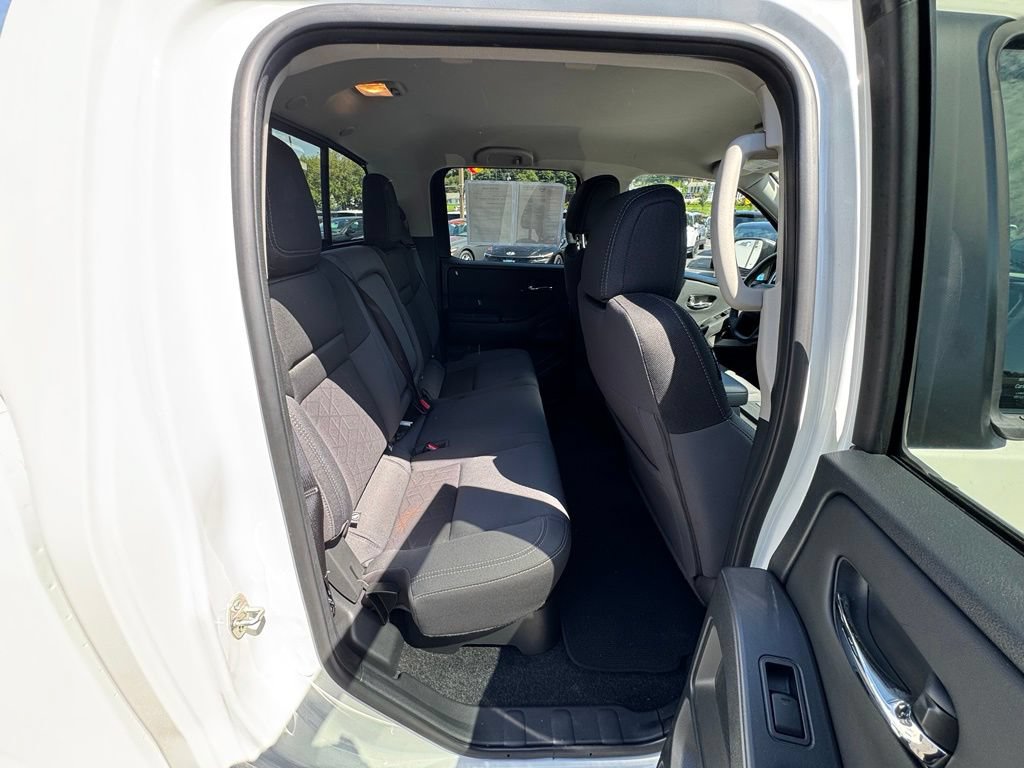 Used 2025 Nissan Frontier SV w/ SV Convenience Package AWD/4WD image 19