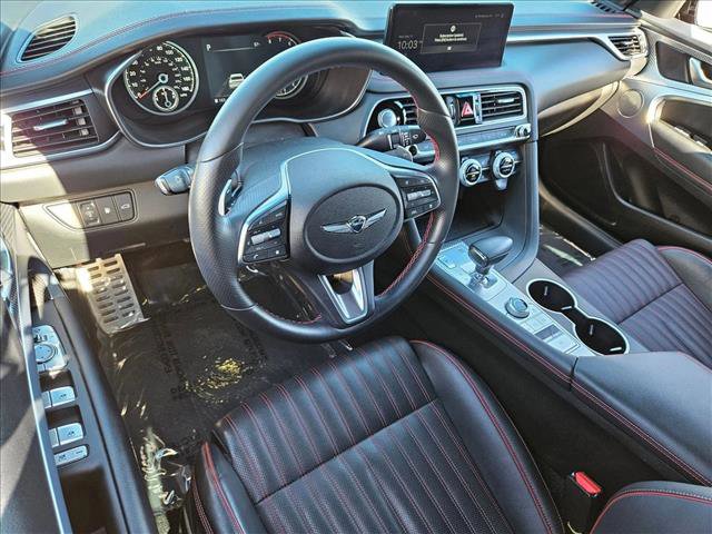 Used 2023 Genesis G70 3.3T w/ Sport Advanced Package image 9