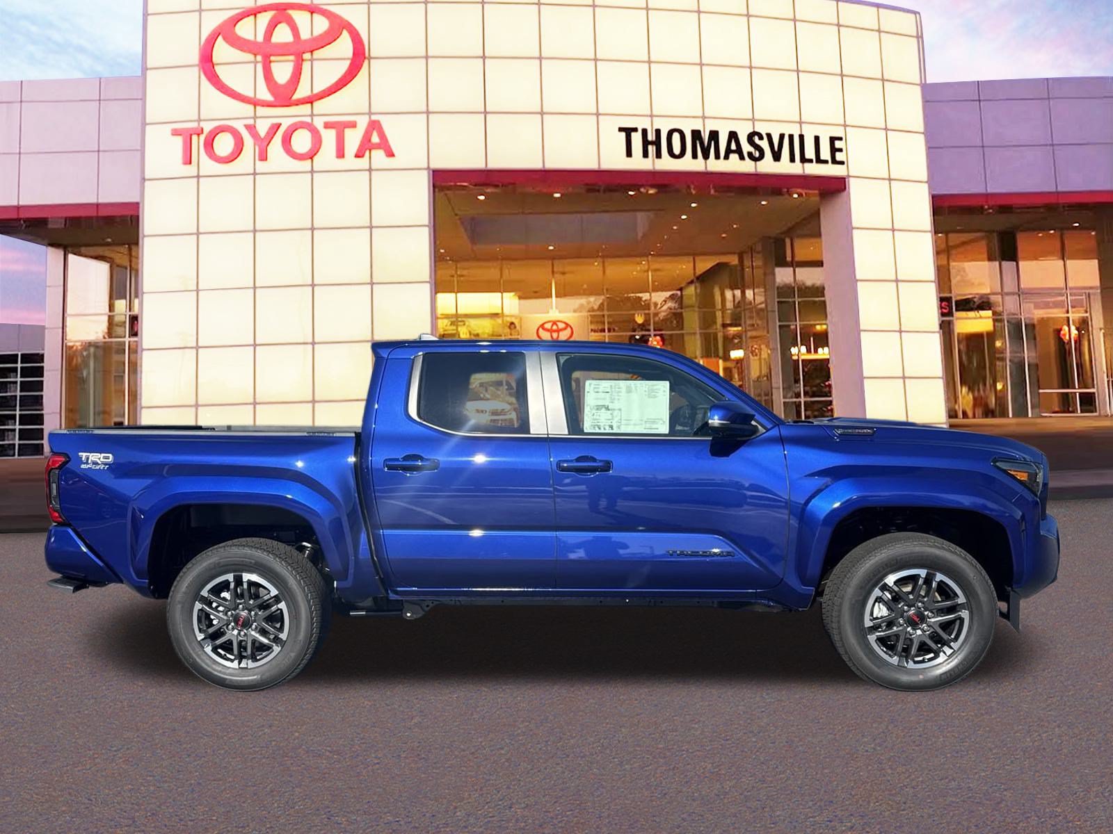 New 2024 Toyota Tacoma TRD Sport w/ TRD Sport Premium Package AWD/4WD image 4
