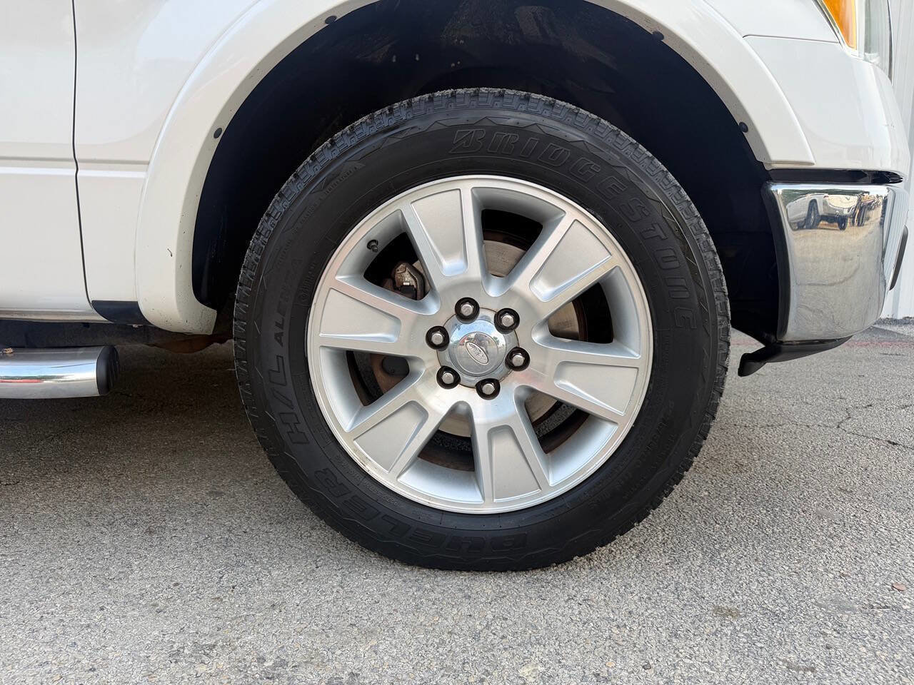 Used 2010 Ford F150 Lariat RWD image 29