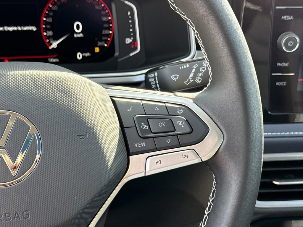 New 2026 Volkswagen Taos SEL image 28