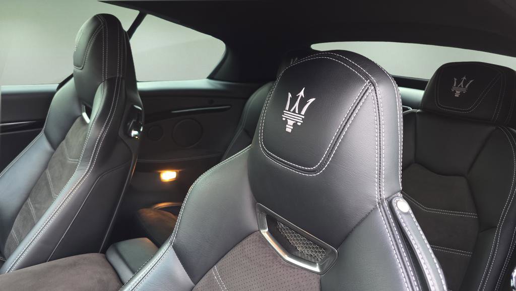 Used 2018 Maserati GranTurismo Sport image 27