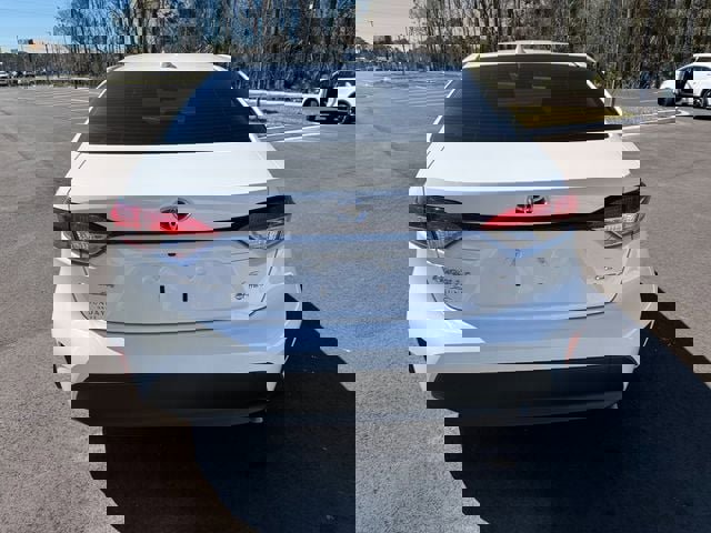 Used 2025 Toyota Corolla LE image 8