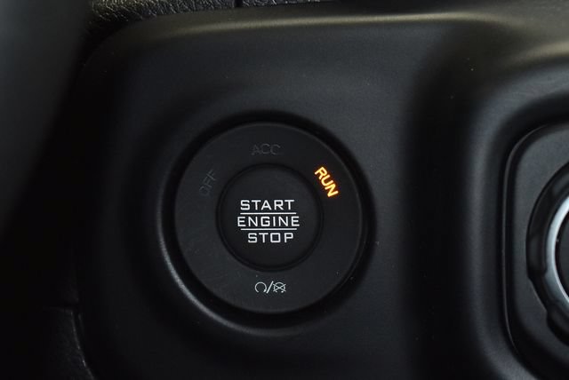 Used 2023 Jeep Wrangler Unlimited Sahara AWD/4WD image 25