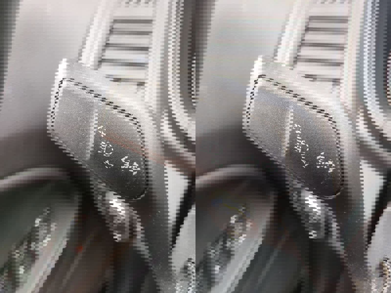 Used 2019 Ford EcoSport SE w/ SE Convenience Package image 28