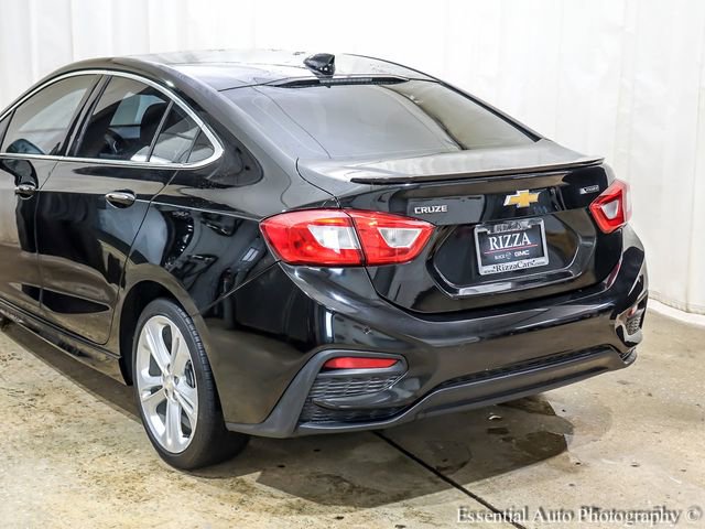 Used 2018 Chevrolet Cruze Premier image 4