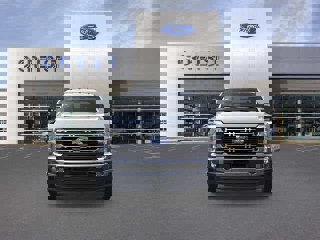 New 2025 Ford F550 4x4 Regular Cab Super Duty image 6