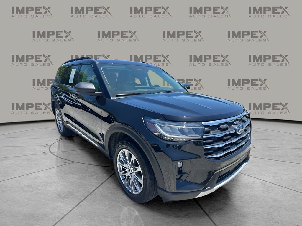 Used 2025 Ford Explorer Active w/ Active Comfort Package AWD/4WD image 7