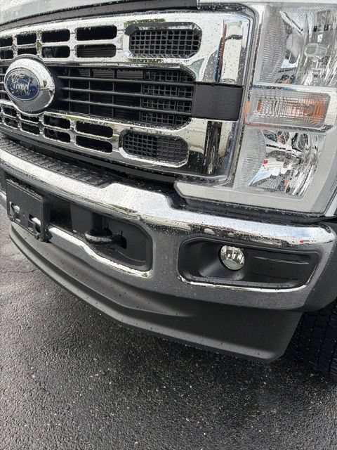 New 2026 Ford F450 XL w/ XL Chrome Package AWD/4WD image 9