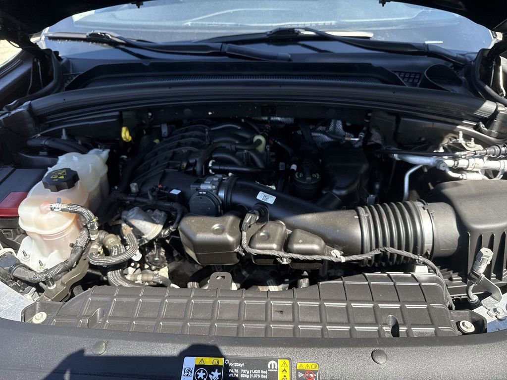 Used 2021 Jeep Grand Cherokee L Limited AWD/4WD image 18
