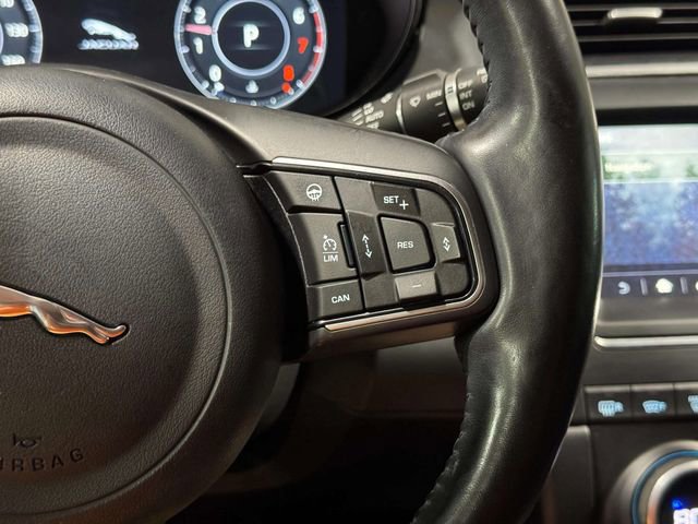 Used 2018 Jaguar E-PACE SE image 18
