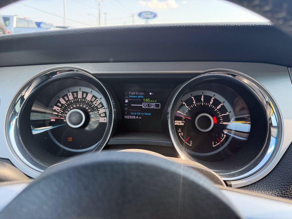 Used 2013 Ford Mustang Premium w/ V6 Performance Pkg RWD image 29