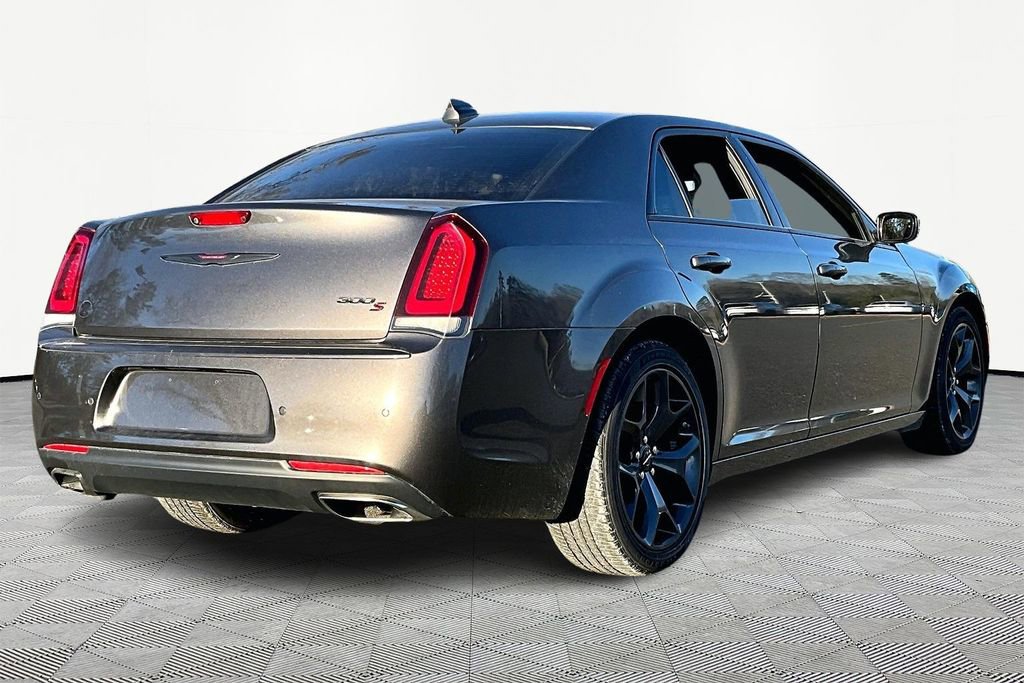 Used 2023 Chrysler 300 S image 5