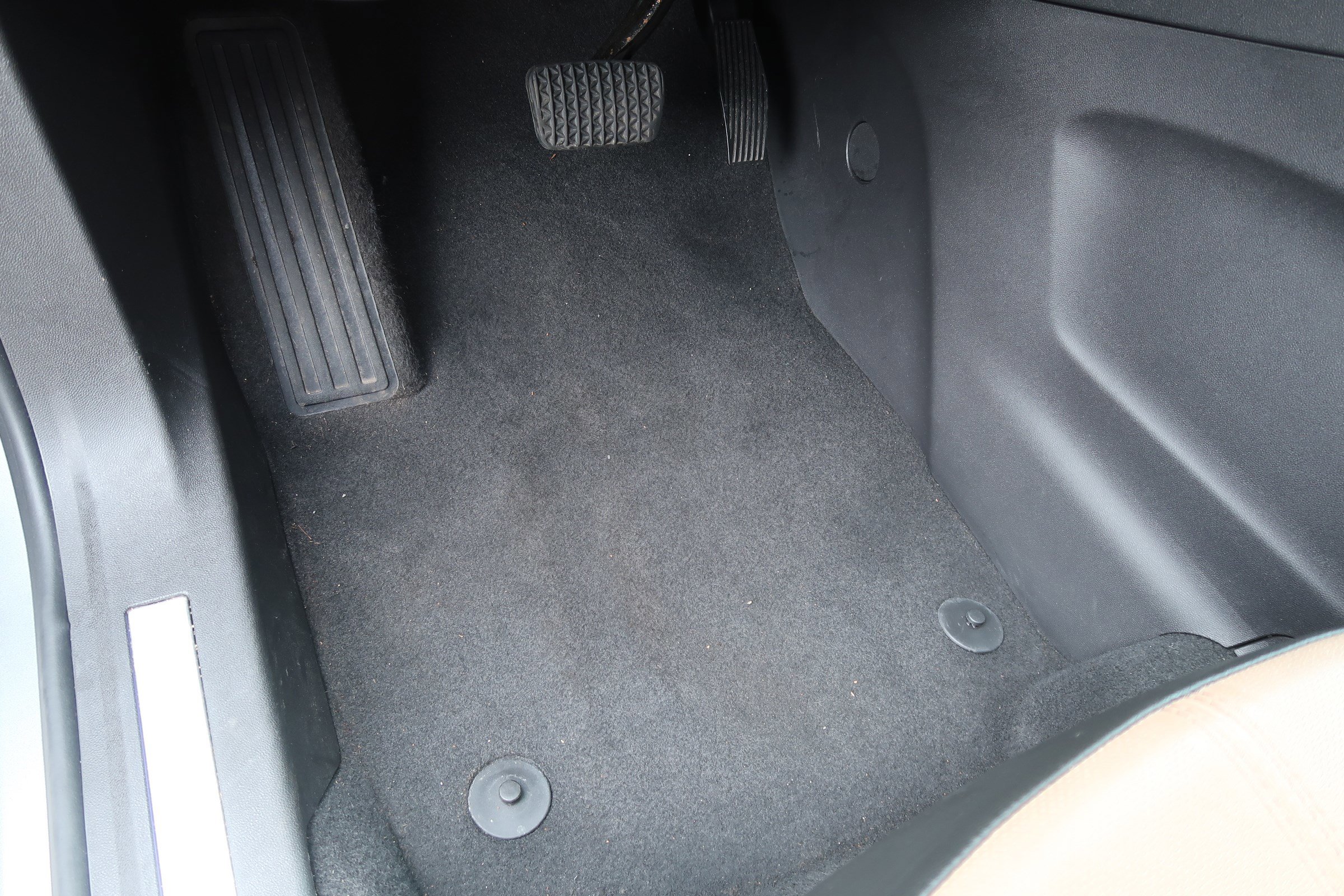 Used 2023 Chevrolet Equinox Premier image 18