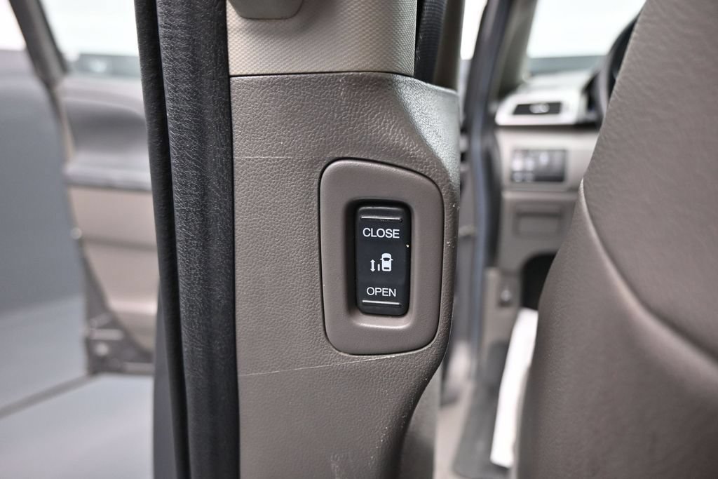 Used 2012 Honda Odyssey Touring image 25