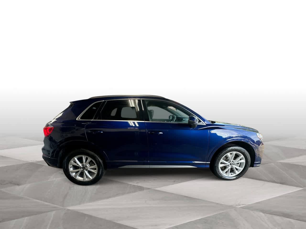Used 2025 Audi Q3 2.0T Premium AWD/4WD image 9