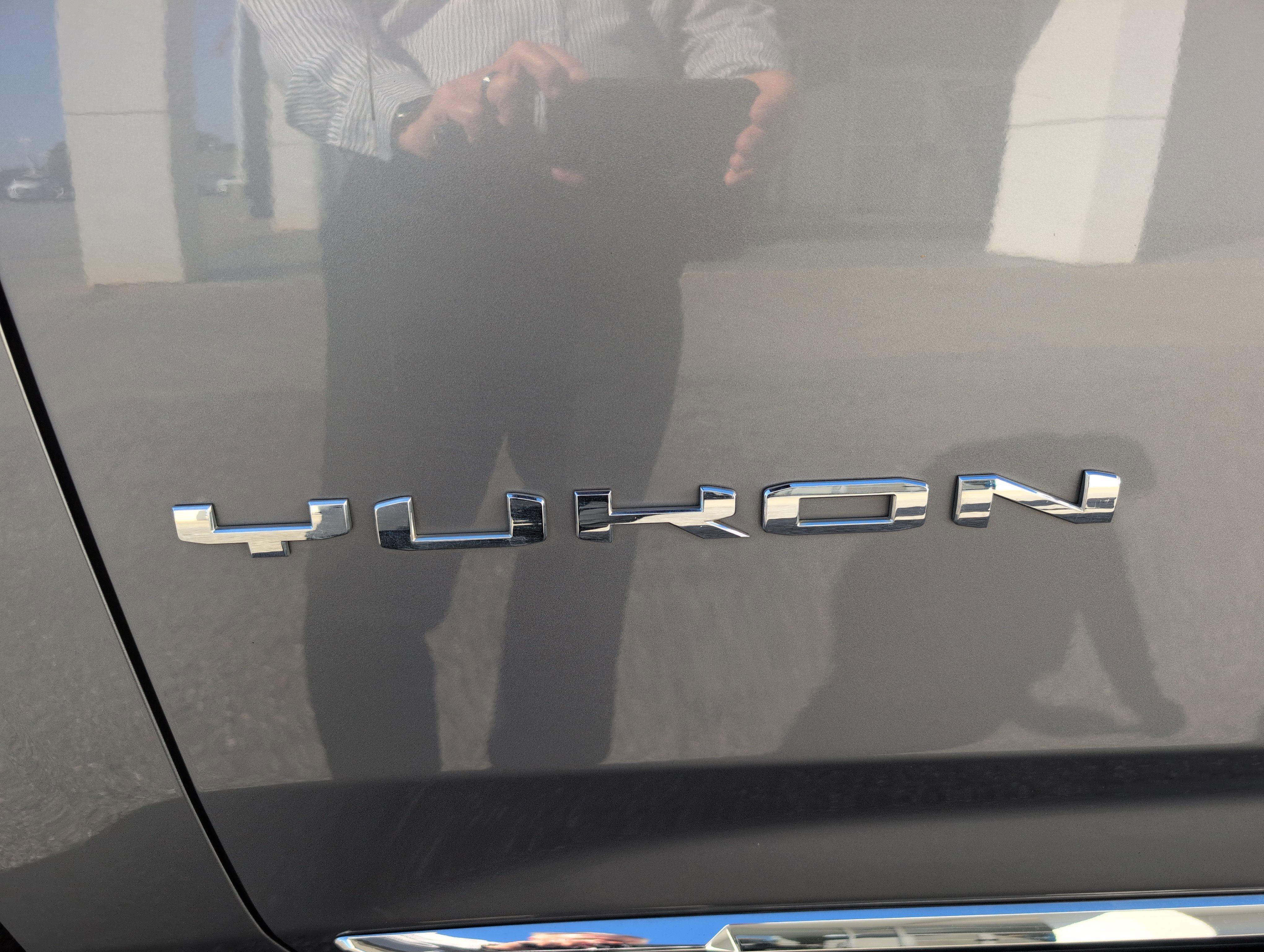 Used 2021 GMC Yukon XL SLT w/ SLT Luxury Plus Package image 5