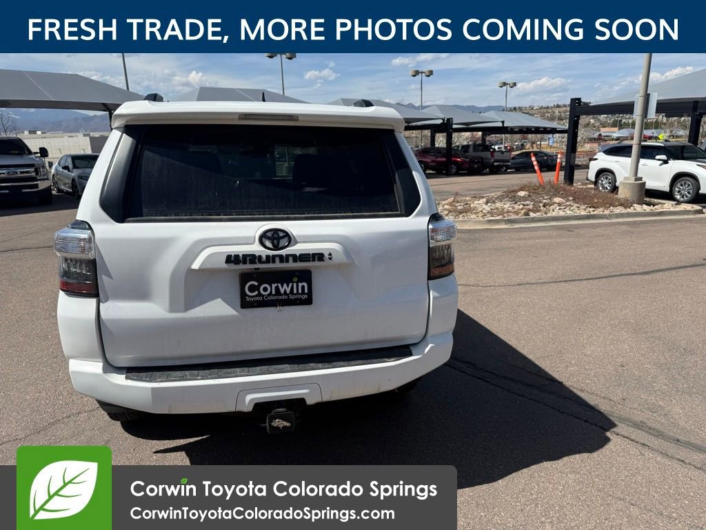 Used 2022 Toyota 4Runner SR5 Premium AWD/4WD image 7