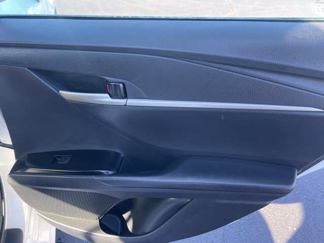 Used 2025 Toyota Camry LE image 31