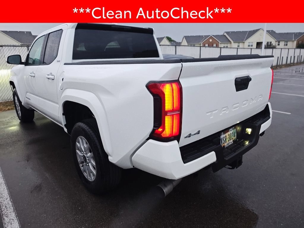 Used 2025 Toyota Tacoma SR5 AWD/4WD image 4