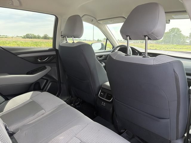 Used 2024 Subaru Outback Premium AWD/4WD image 17