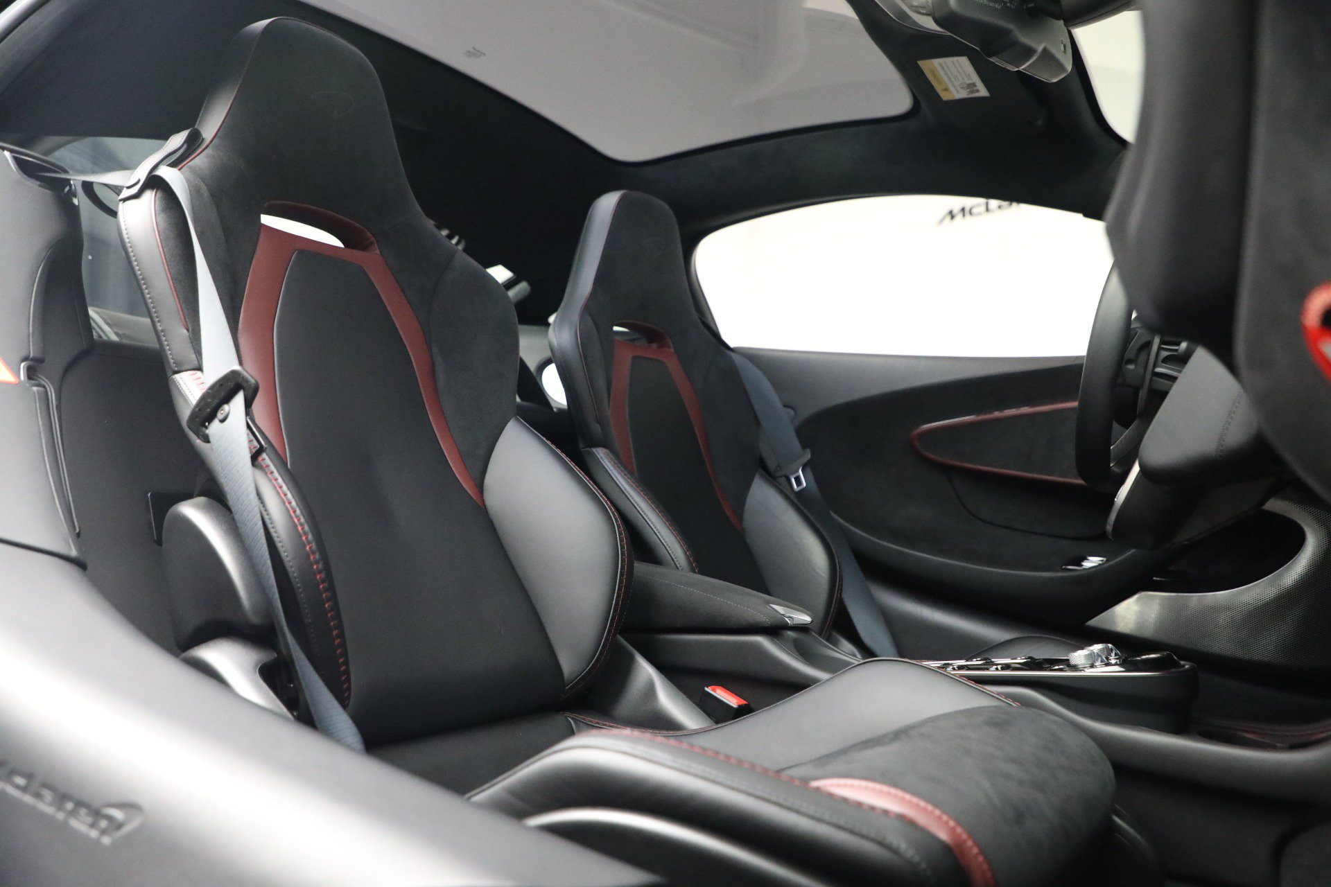 Used 2025 McLaren GTS RWD image 23