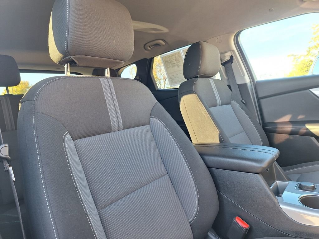 Used 2023 Chevrolet Blazer LT image 24