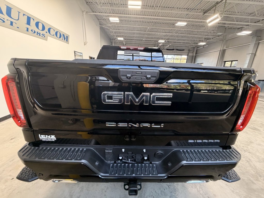 Used 2025 GMC Sierra 1500 Denali Ultimate image 6