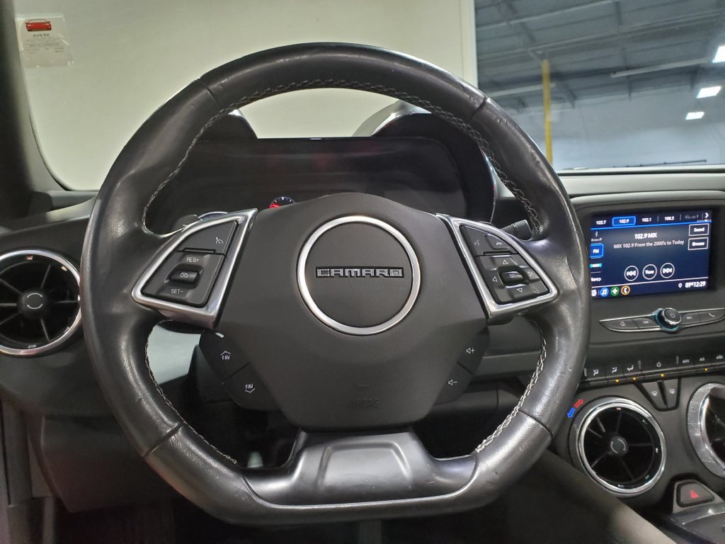 Used 2020 Chevrolet Camaro LT RWD image 21