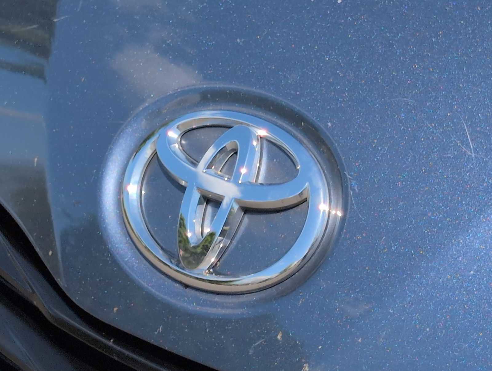 Used 2014 Toyota Sienna LE image 12