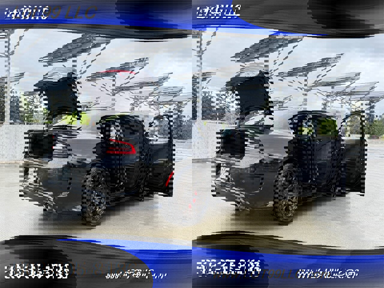 Used 2015 Dodge Charger SRT Hellcat w/ Harman/Kardon Audio Group image 31