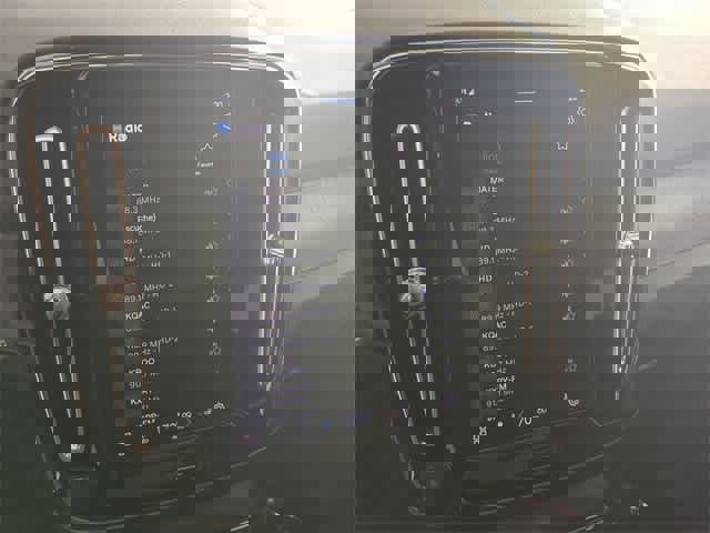 Used 2023 Volvo XC40 Recharge Ultimate w/ Protection Package Premier image 66