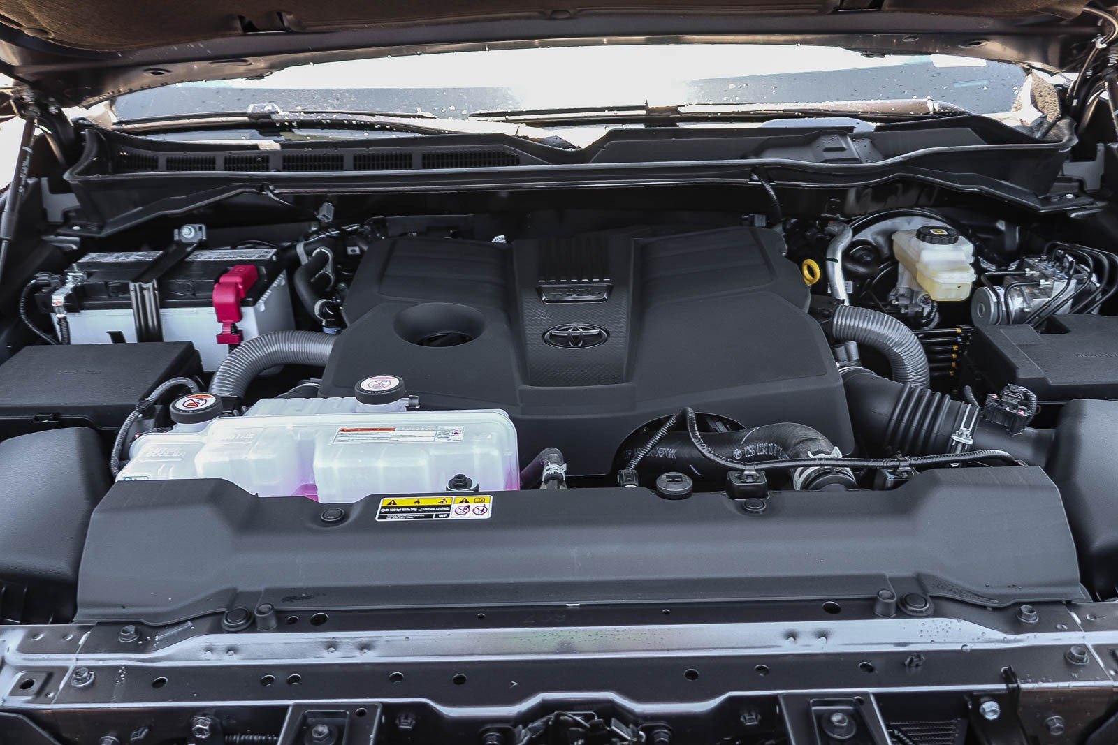 New 2026 Toyota Tundra SR5 w/ SR5 Convenience Package RWD image 13
