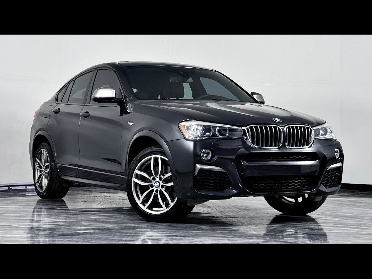 Used 2018 BMW X4 M40i image 2