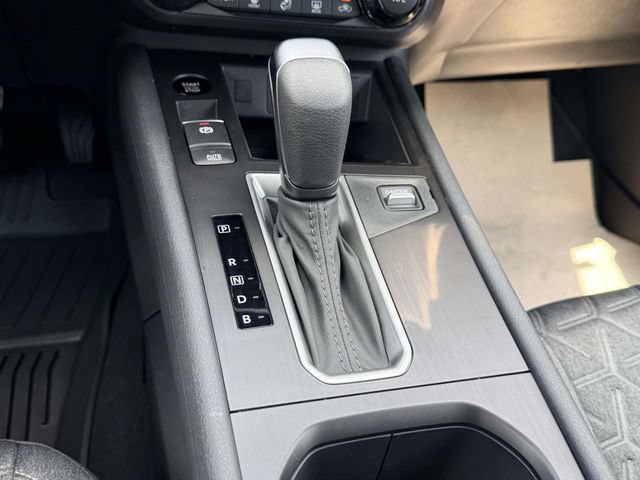 New 2026 Nissan Kicks SV w/ Cold Weather Package AWD/4WD image 22