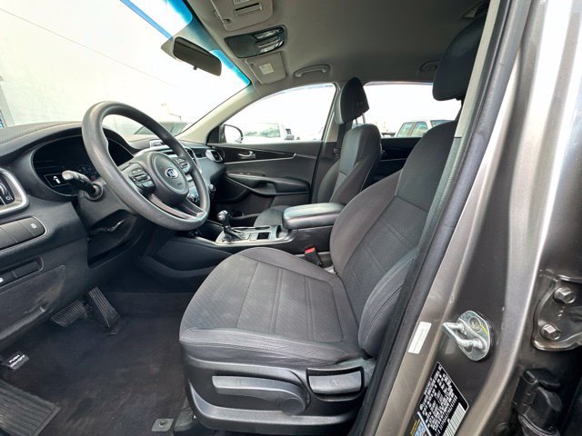 Used 2017 Kia Sorento L FWD image 11