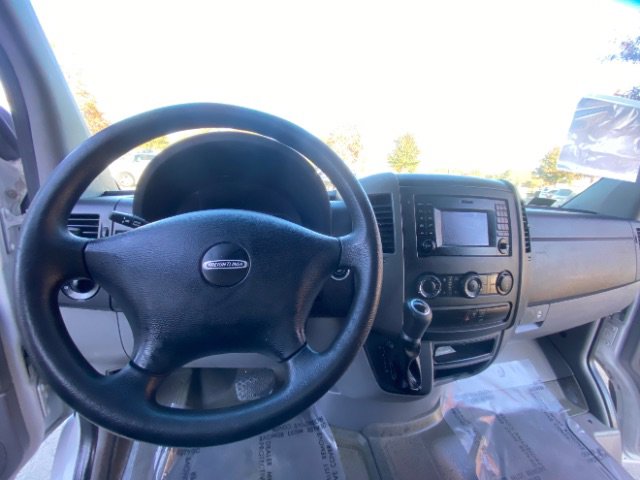 Used 2016 Freightliner Sprinter 3500 image 19