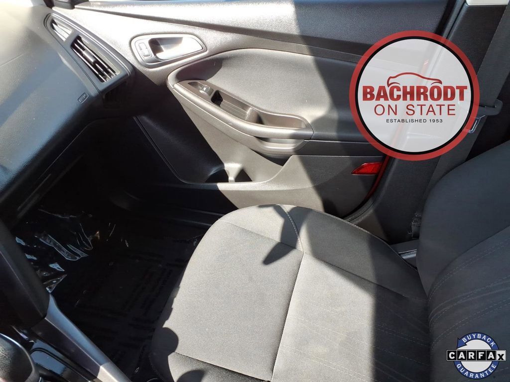 Used 2018 Ford Focus SEL w/ Cold Weather Package FWD image 23