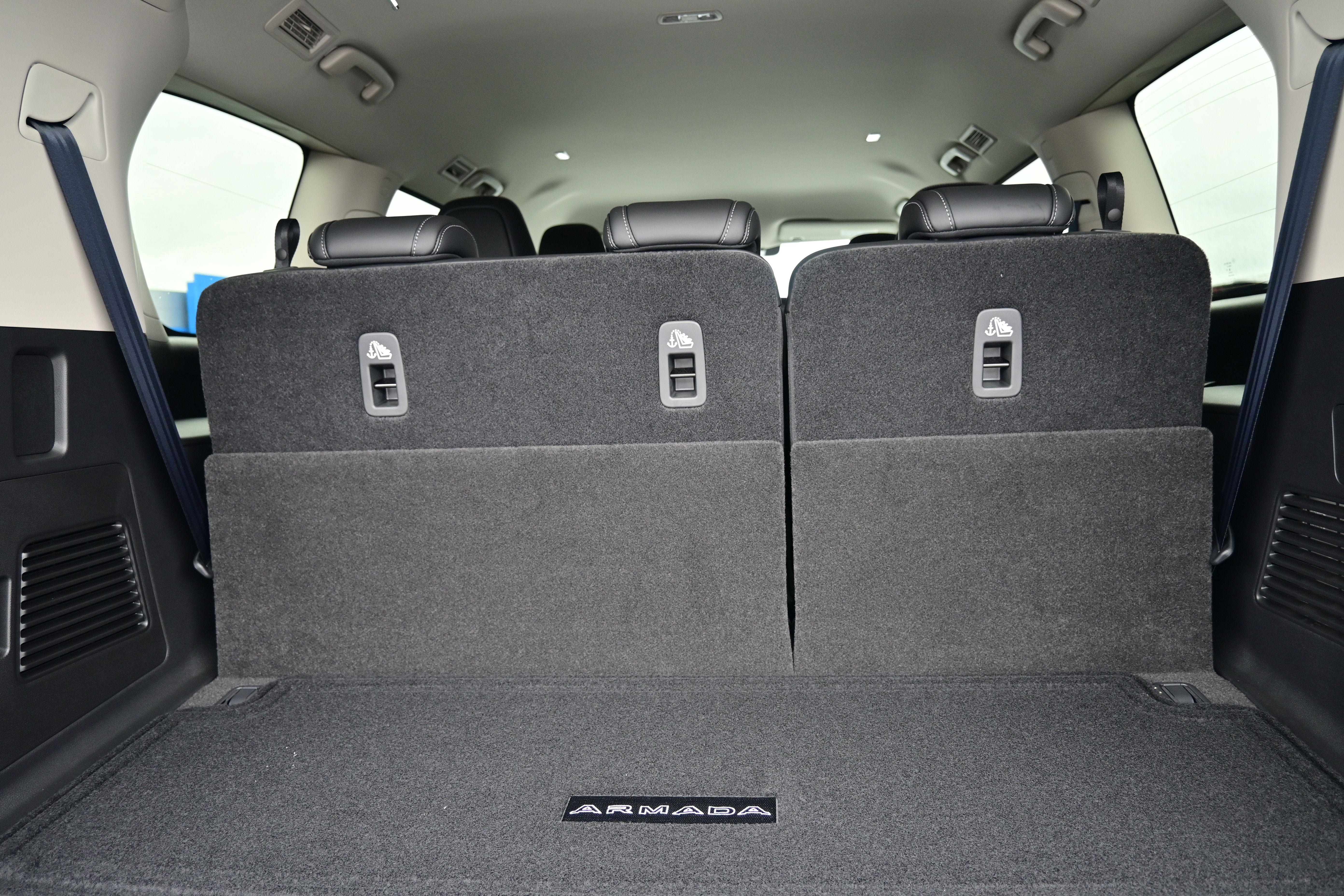 New 2026 Nissan Armada SV AWD/4WD image 13
